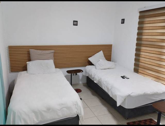 3 BEDROOM FREEHOLD FOR SALE IN OOS EINDE